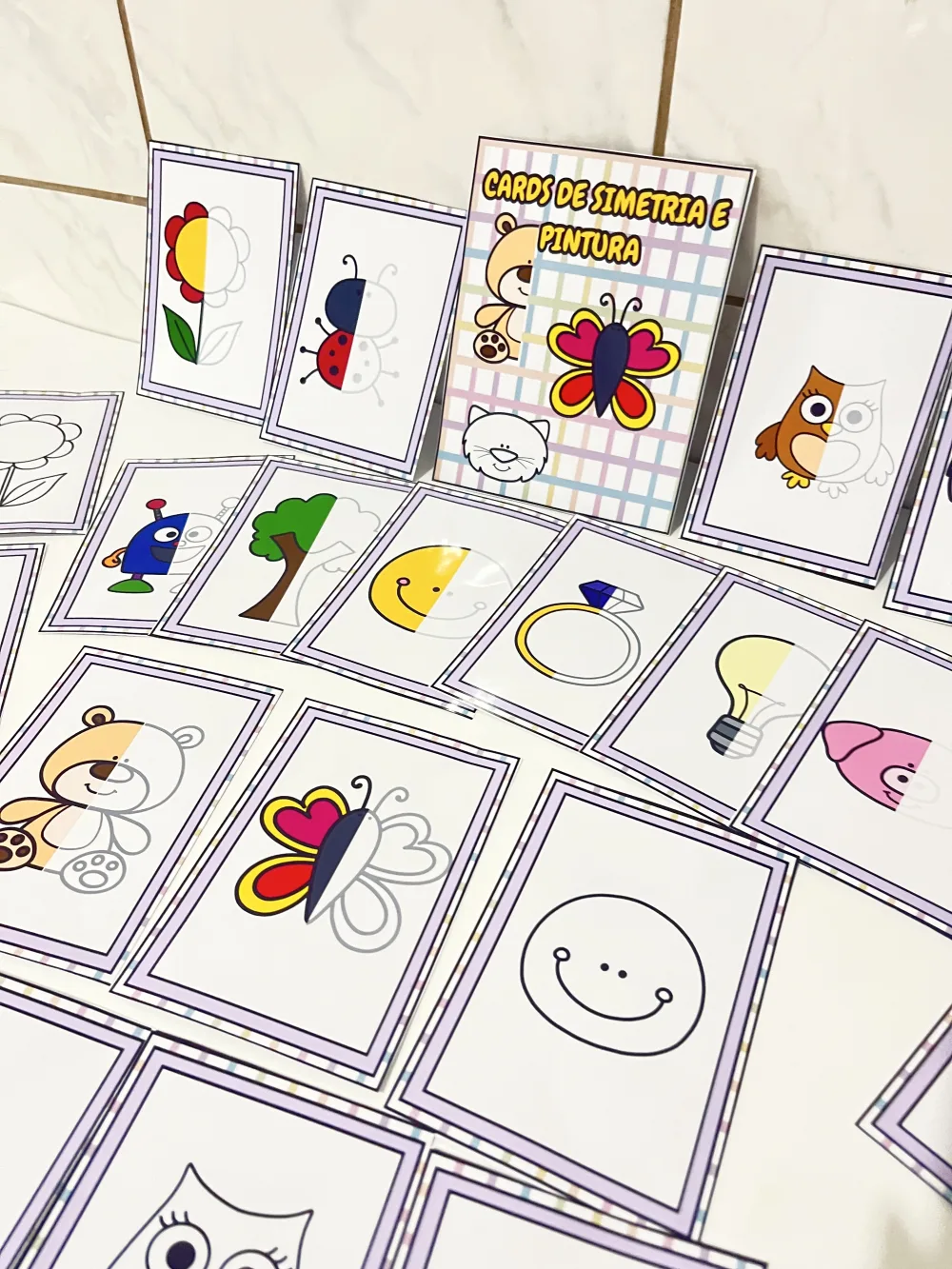 Cards de Simetria e Pintura — Pronto para Imprimir