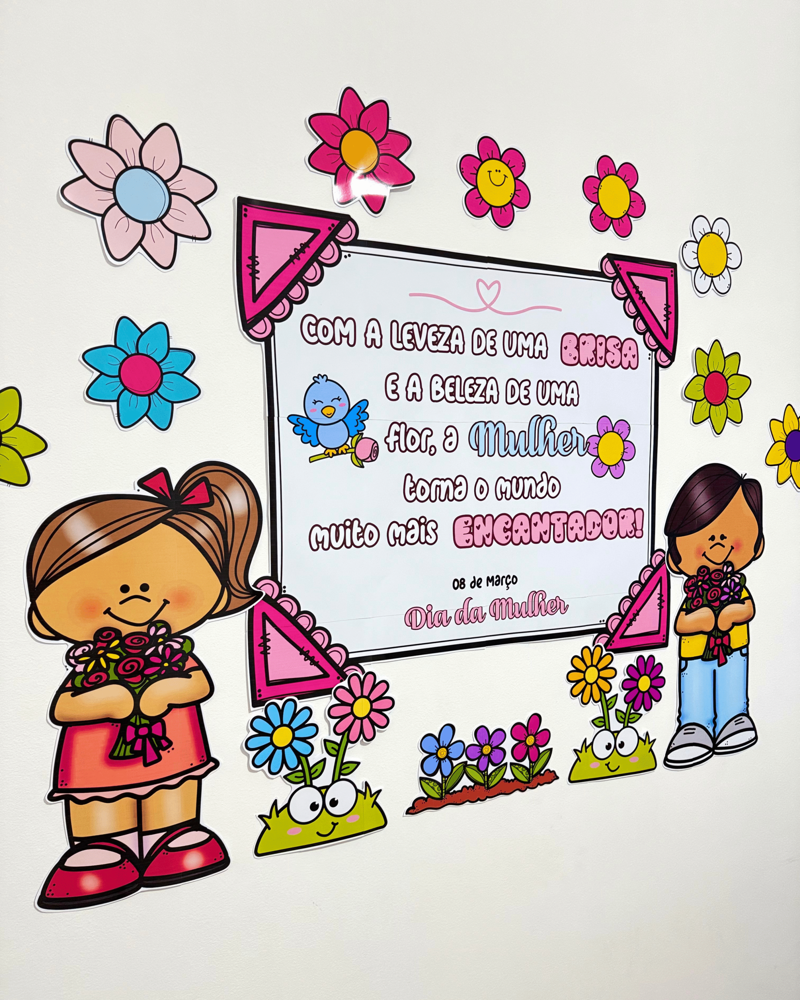 Painel e Lembrancinha Dia da Mulher – Homenagem Especial na Sala de Aula